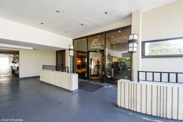 Photo - 5100 N Marine Dr Unit 8D