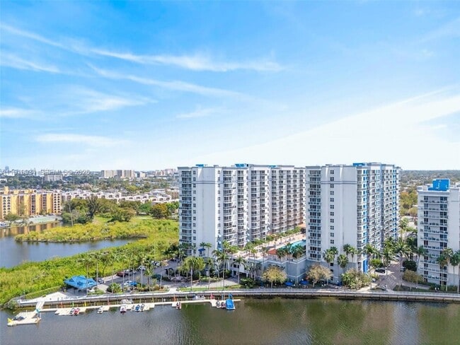 Building Photo - 5077 NW 7th St Unit 610