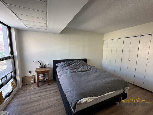 Building Photo - 471 Commonwealth Ave Unit KENMORE