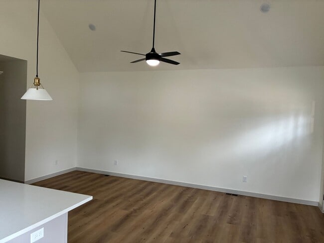 Photo - Brand New 2 Bed Home - Springfield MO