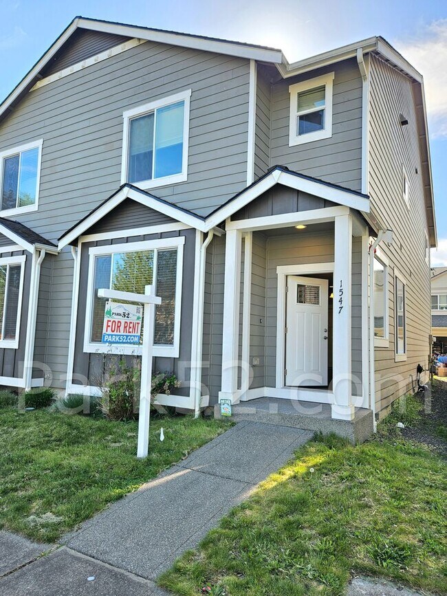 3 Bedroom Townhouse In Olympia - 3 Bedroom Townhouse In Olympia