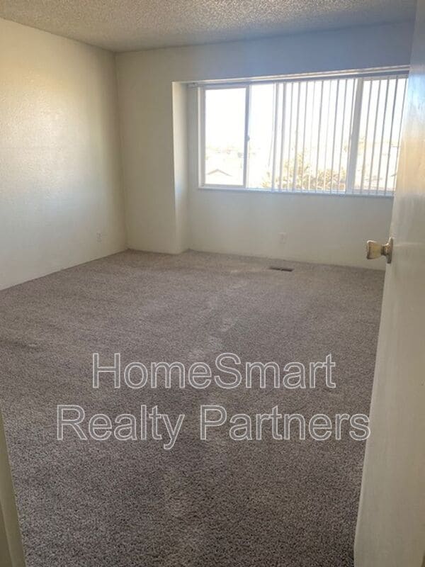 Photo - 112 Skyline Dr