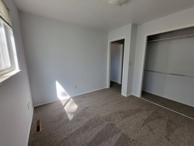 Photo - 4075 Harbor Pl