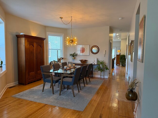 Photo - 4108 Maplewood N Ave Unit 1