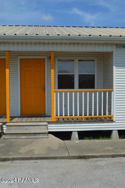 Photo - 709 Hwy 90 E