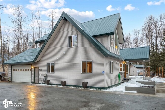Photo - Well-Maintained, Chalet Style Home