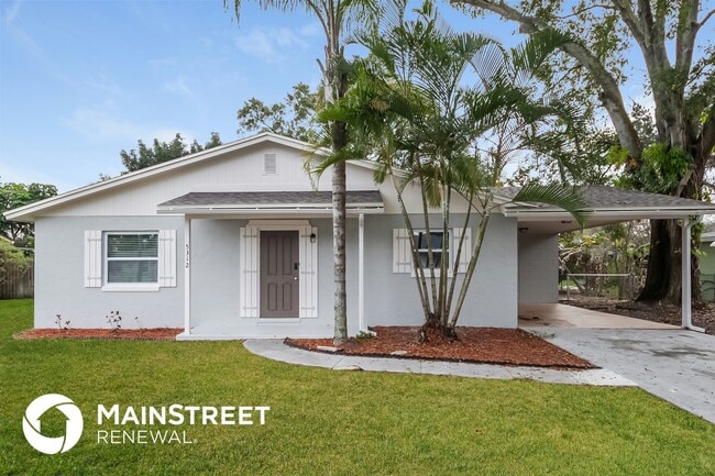 Building Photo - 5312 Wren St