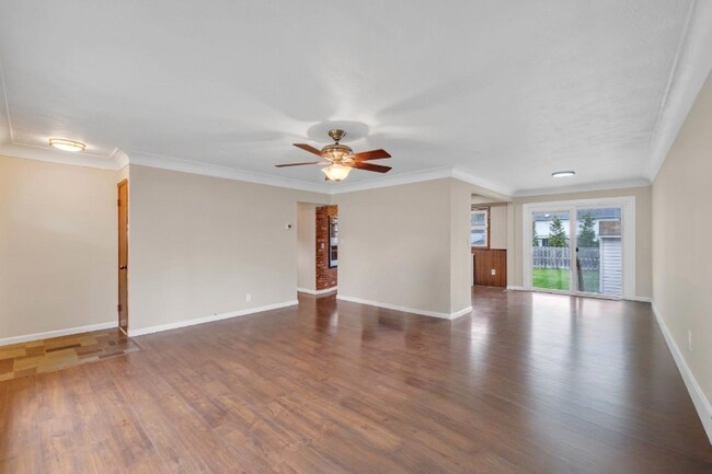 Photo - 21518 Willow Ln