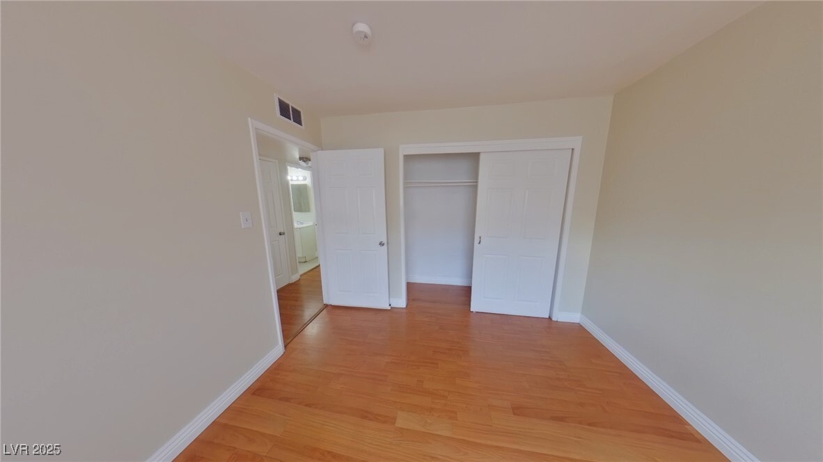 Photo - 512 North Cir