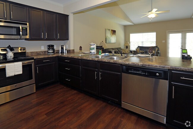 palladian at daphne apartment homes