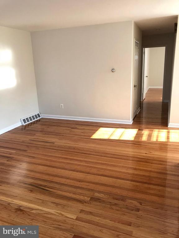 Photo - 422 W Jefferson St