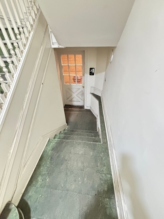 Photo - 316 W Broad St Unit 2