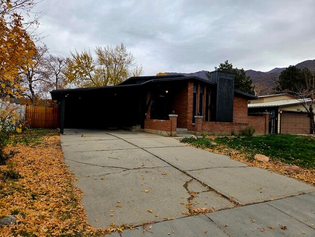 Photo - 1968 E 5850 S