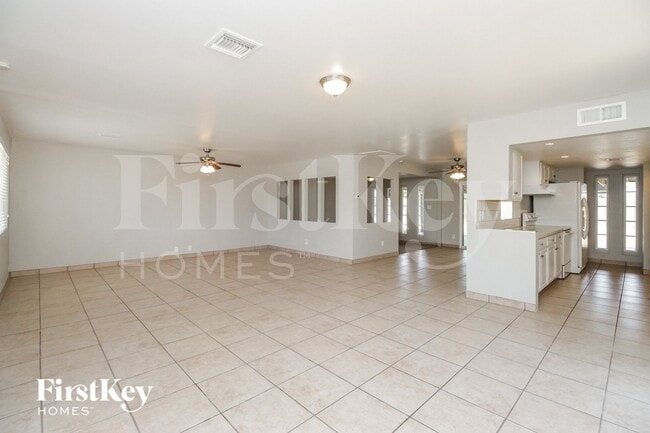Photo - 14623 N 32nd Pl