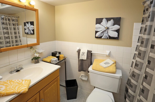 2B1B Model Bathroom