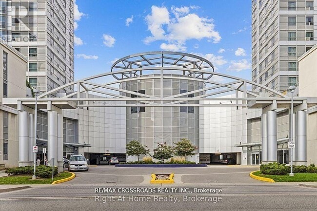 Photo - 38 Lee Centre Dr Unit 1115