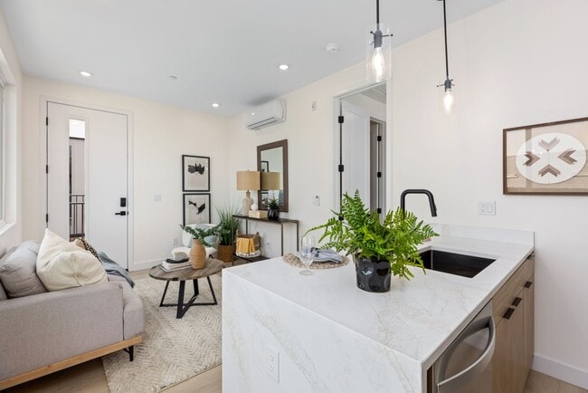 Photo - 3873 Boren St Unit 3877 Boren St  14