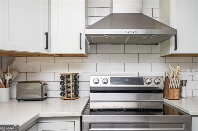 Photo - 1778 Flintwood Dr SE