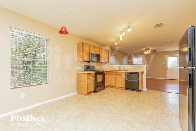 Photo - 2015 Angel Way