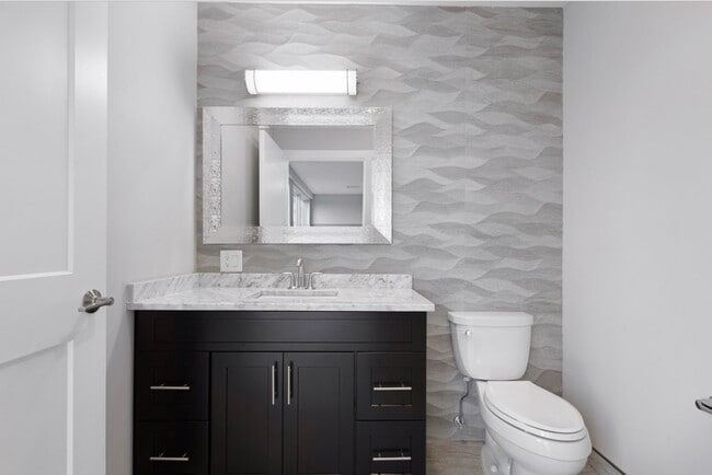 Photo - 140 Comet Way Unidad C2