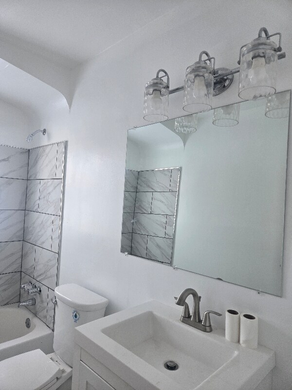 Photo - 14274 Kilbourne Ave