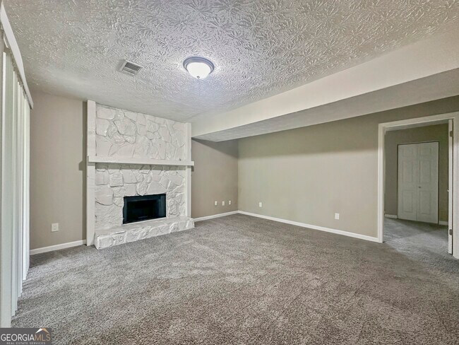 Photo - 323 Park Ridge Ct