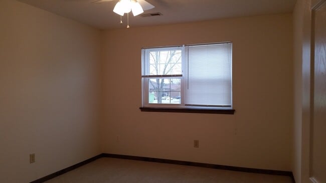 Rock Bridge Meadows Apartments