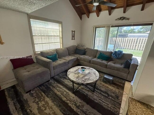 Photo - 2560 Azalea Ave