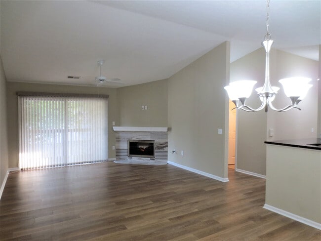 Building Photo - 34 Rio Grande Cir Unit 7