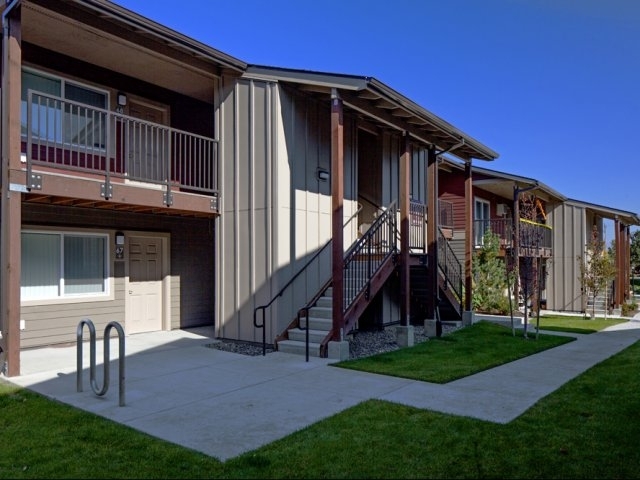 Sunrise Estates Apartments - Sunrise Estates Apartments