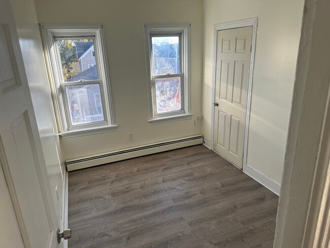 Photo - 106 Taylor St Unit 3