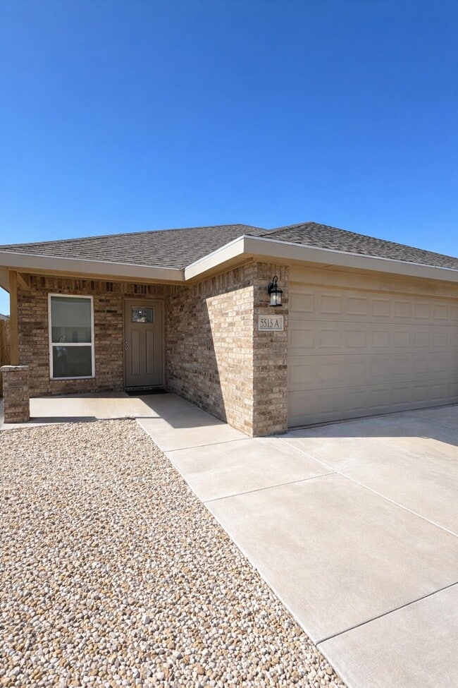 Building Photo - 5515 Kemper St