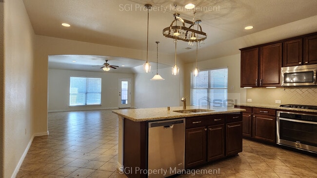 Photo - 117 Pleasant Hill Ln