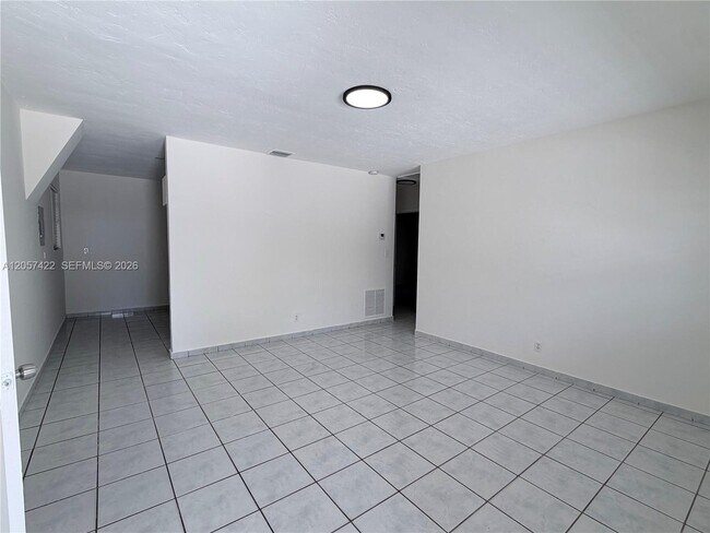 Photo - 16921 SW 94th Ave