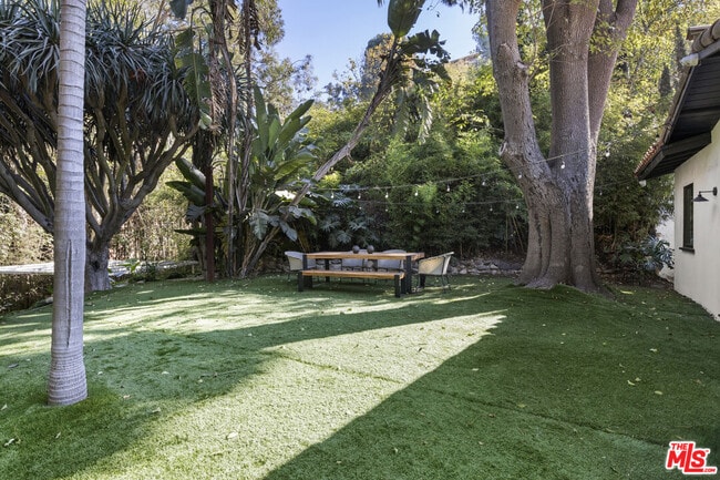 Photo - 2936 La Castana Dr