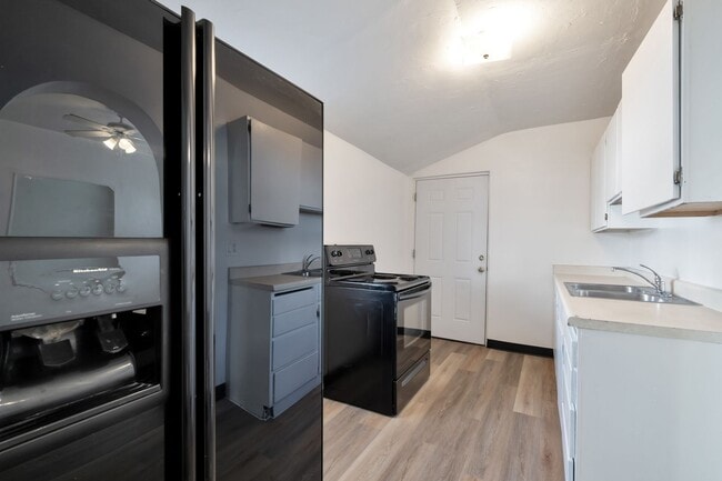 Photo - Eccles-Triplex Unit #3