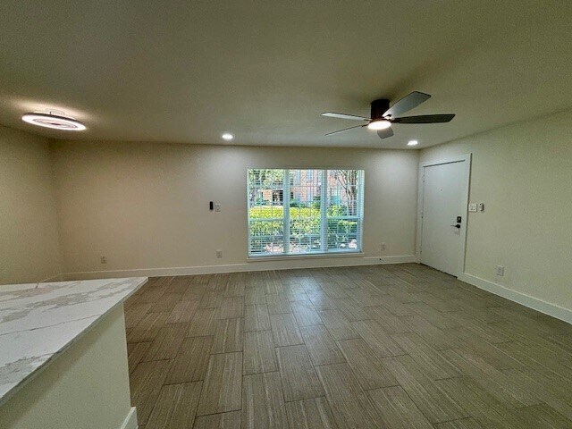 Photo - 2121 Fountain View Dr Unit 83