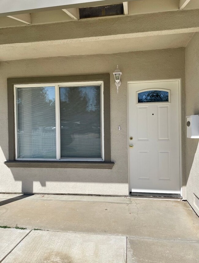 Photo - LINCOLNVIL9849 Unit A