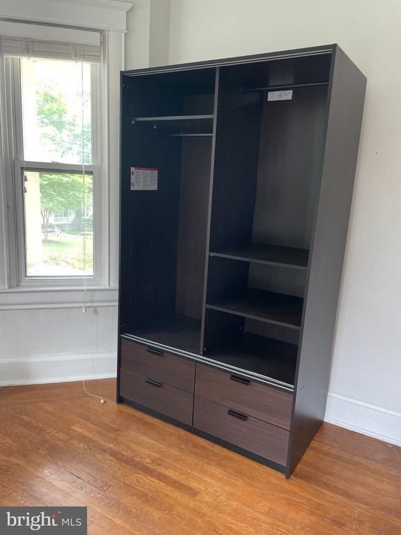 Photo - 2310 Sulgrave Ave