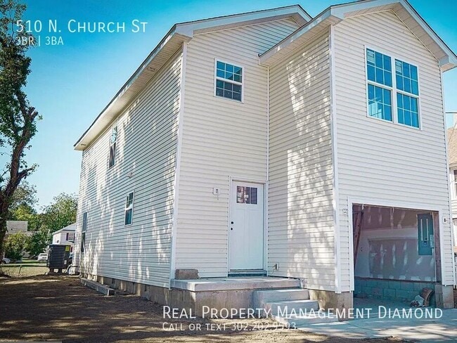 Building Photo - 510 Church St