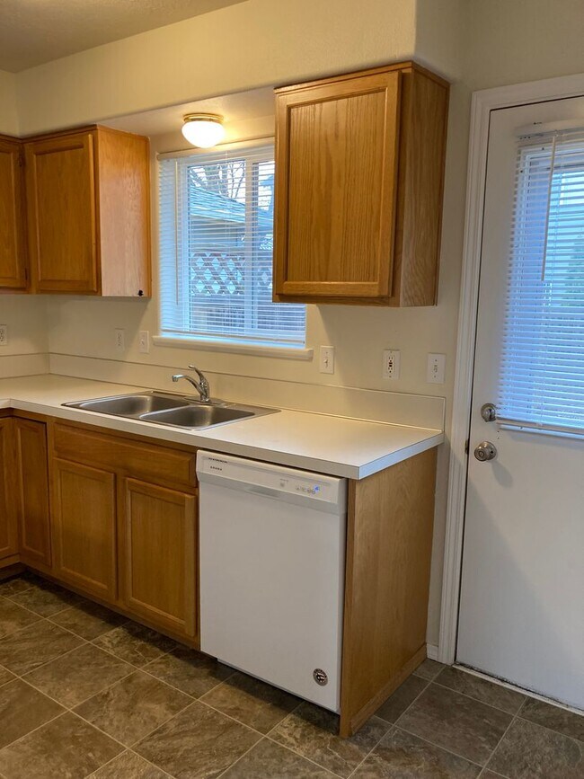 Photo - Two Bedroom Duplex in South Salem, Landscaping Included! Unit 5442
