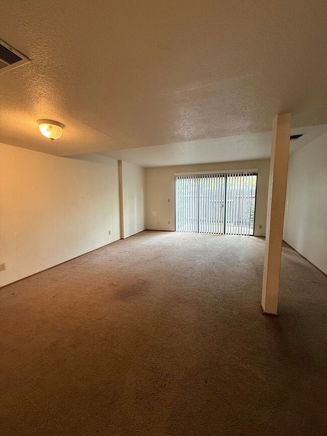 Photo - 870 Adams St Unit 870 Adams Street,  A