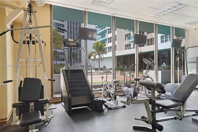 Photo - 5101 Collins Ave Unit 14H