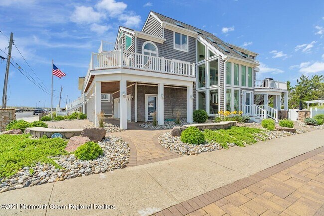 1101 S Ocean Ave