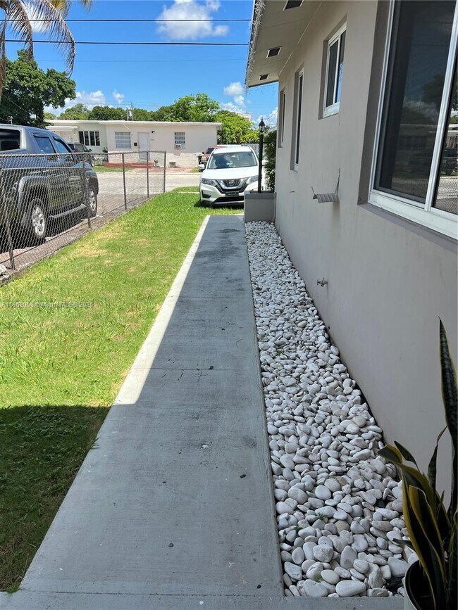 Photo - 2172 NW 17th St Apartment Unit 2172