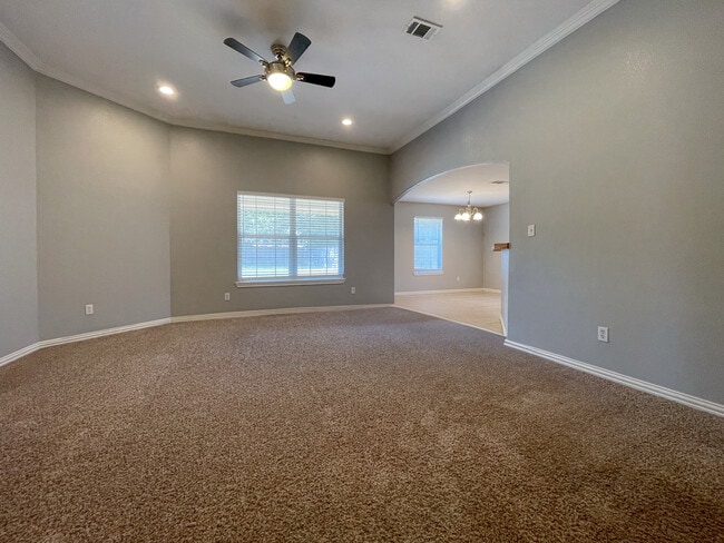 Photo - 109 Red Oak Rd