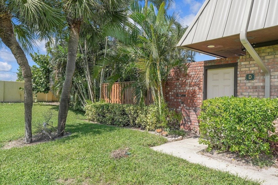 Photo - 1420 Ocean Way