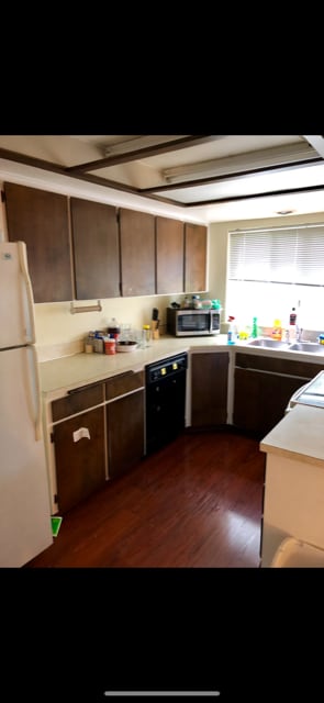 Photo - 2823 Michigan St