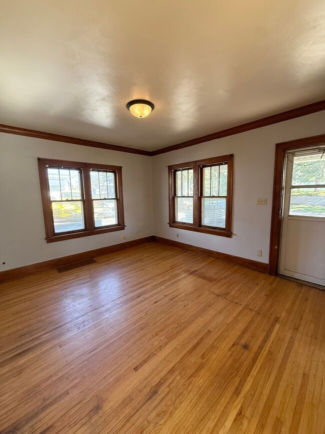 Photo - 707 S Fairmount St Unidad Main