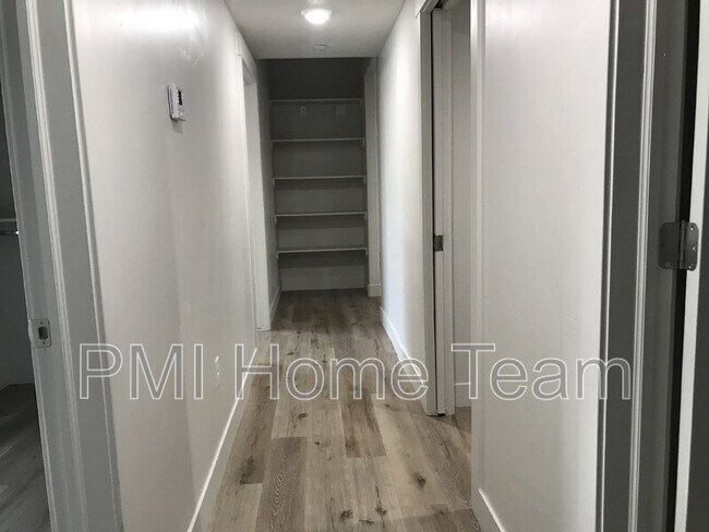 Photo - 2874 Kiesel Ave Unidad 303